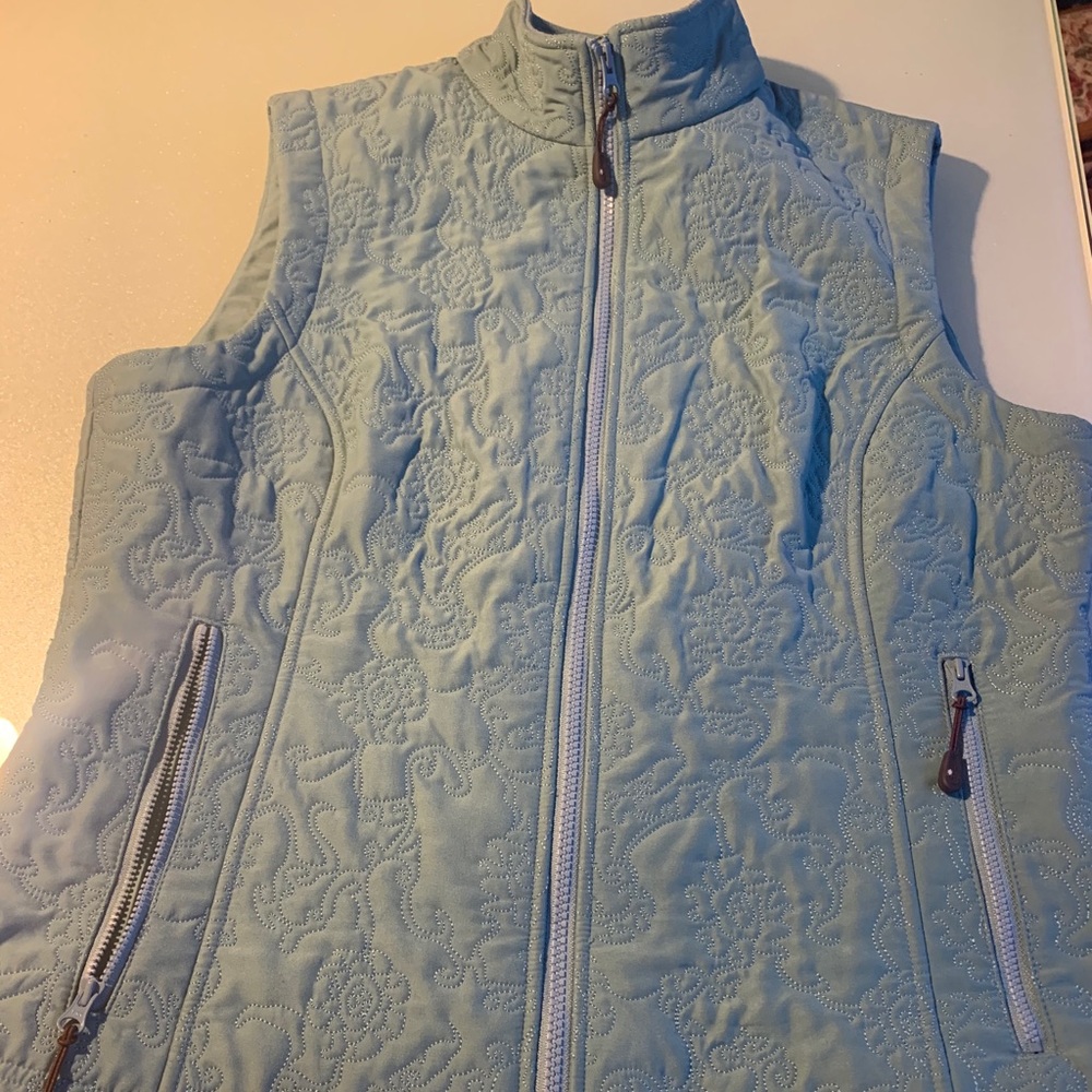 Isis Vest Seafoam Green size 14
